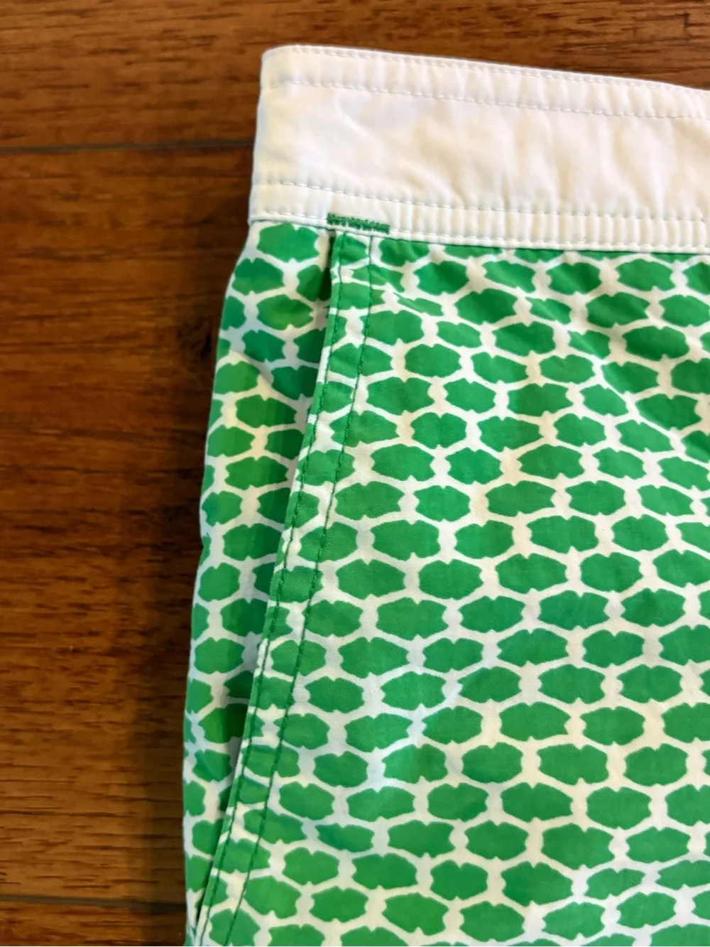 J.Crew Men’s Green Print Swim Trunks Size 36 Preppy